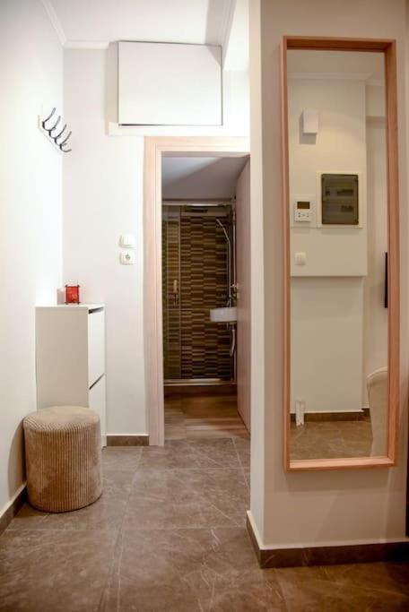 Ομορφο Διαμερισμα Apartment Athens Ngoại thất bức ảnh